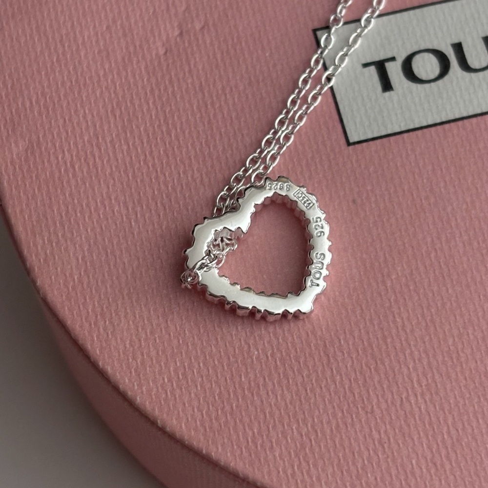 Tous Valentines Collection Heart Pendant Necklace 18” Chain Lenght - Picture 2 of 3